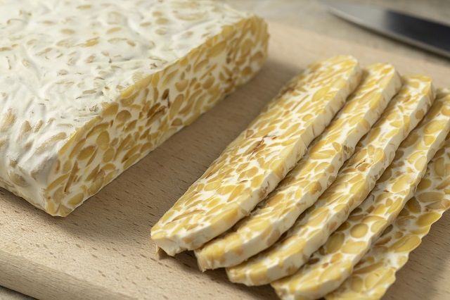 Tempeh de garbanzos: propiedades y cómo cocinarlo